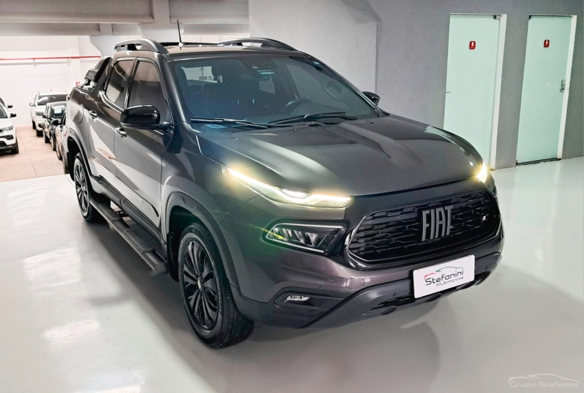 fiat toro 1.3 turbo 270 flex volcano at6 4p automatico 20242