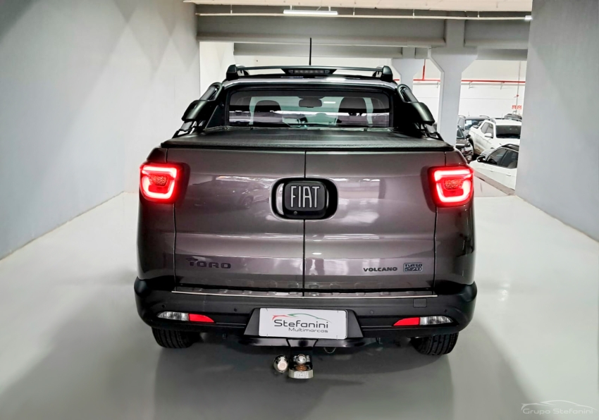 fiat toro 1.3 turbo 270 flex volcano at6 4p automatico 202411