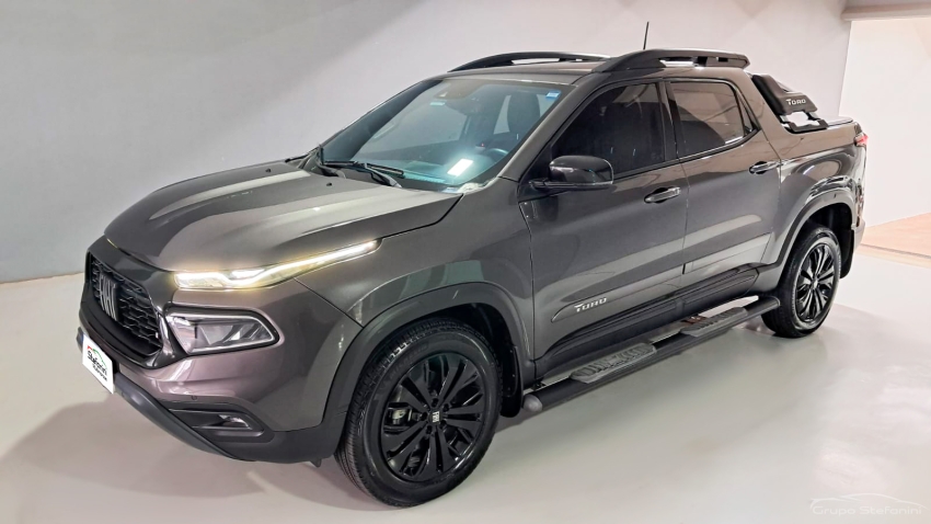 fiat toro 1.3 turbo 270 flex volcano at6 4p automatico 2024