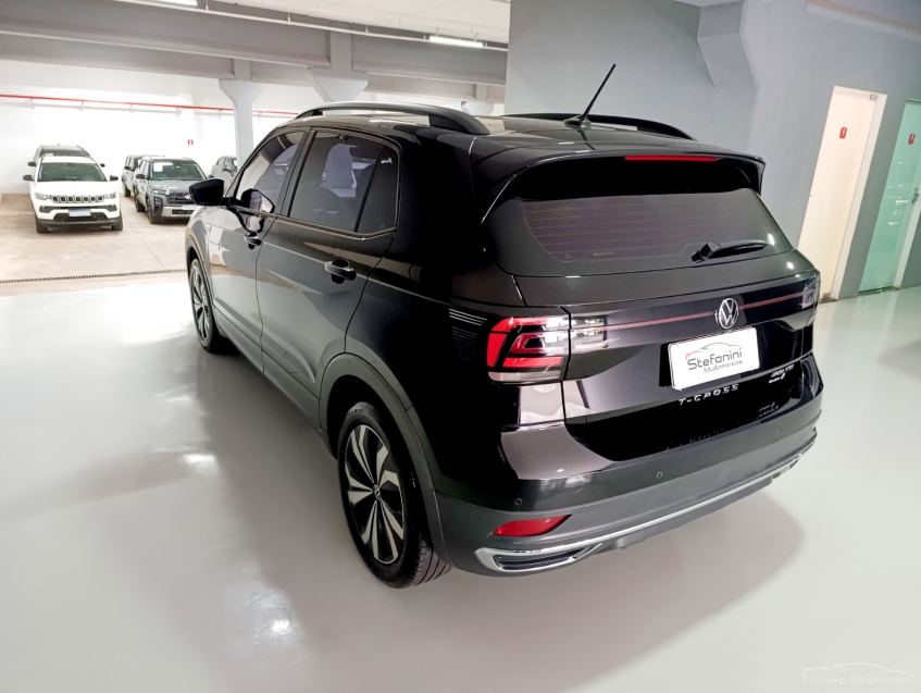 volkswagen t-cross 1.0 200 tsi total flex comfortline automatico 4p 202213