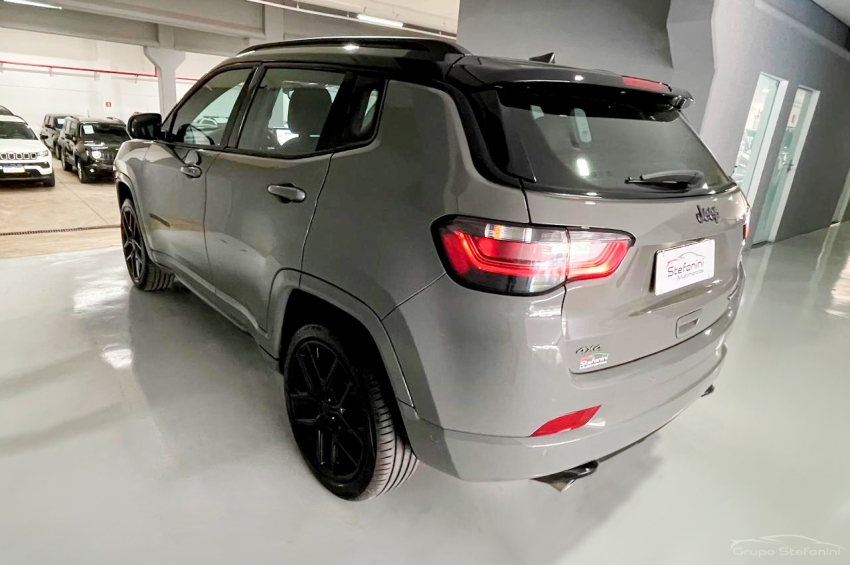 jeep compass 2.0 hurricane 4 turbo gasolina blackhawk at9 4p automatico 202613