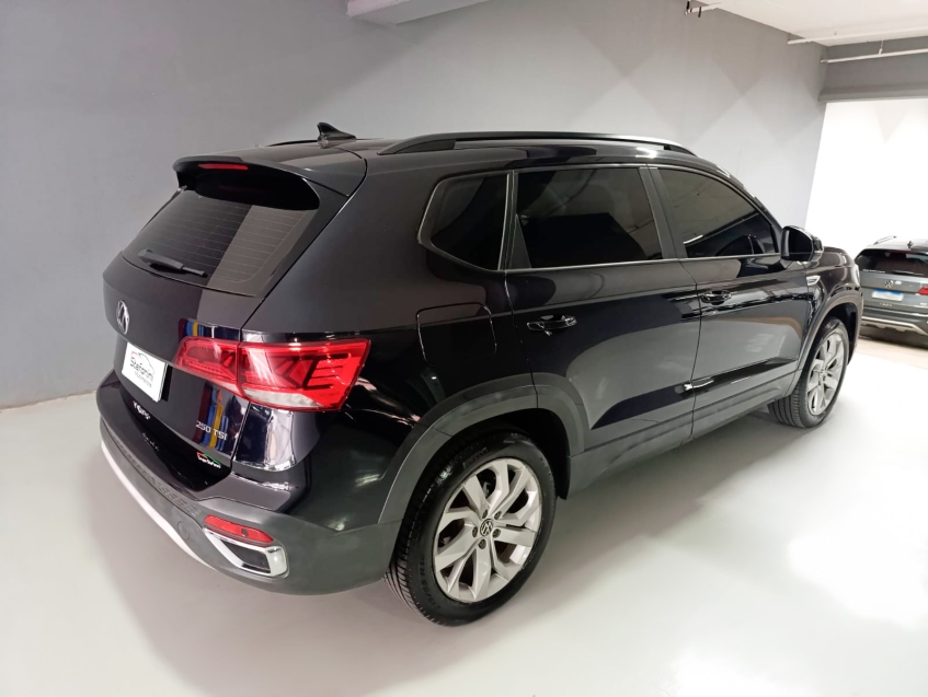 volkswagen taos 1.4 250 tsi total flex comfortline automatico 4p 202210