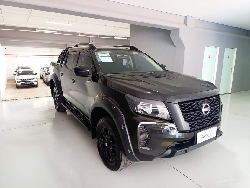nissan frontier 2.3 16v turbo diesel attack cd 4x4 automatico 4p 20252