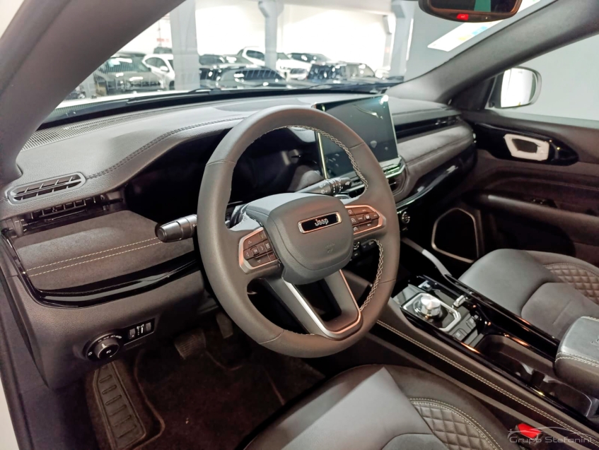 jeep commander 2.0 hurricane 4 turbo gasolina blackhawk at9 4p automatico 20263