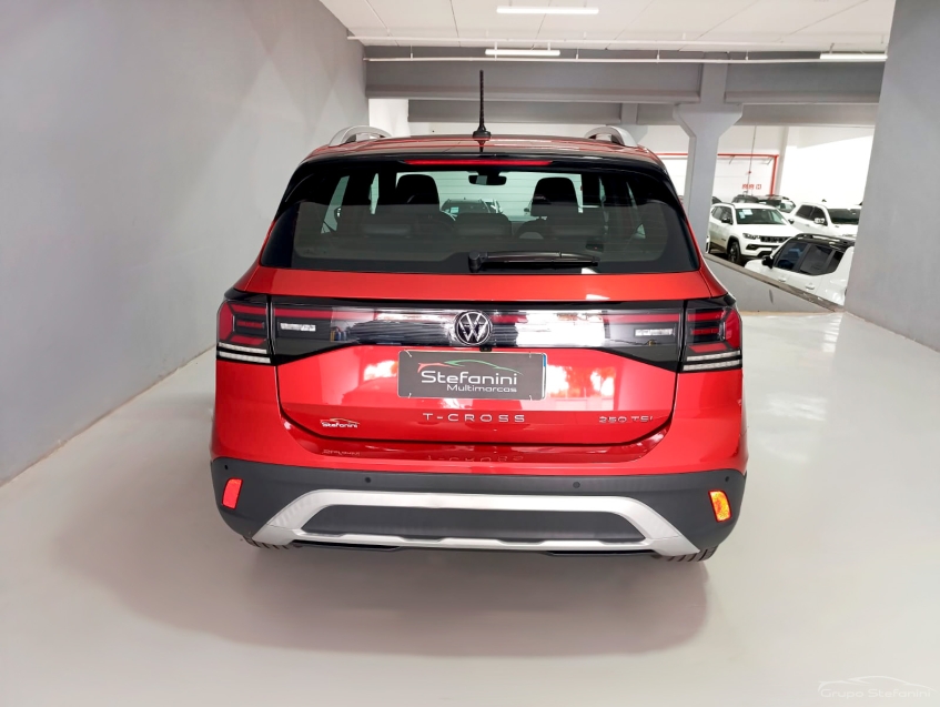 volkswagen t-cross 1.4 250 tsi total flex highline automatico 4p 202512