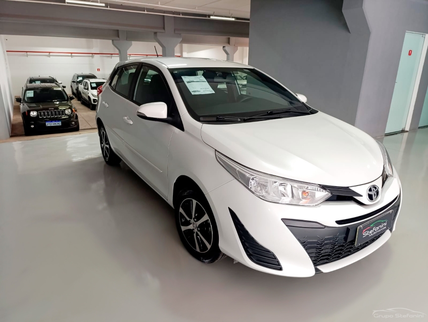 toyota yaris 1.5 16v flex xl plus connect multidrive 4p automatico 20212