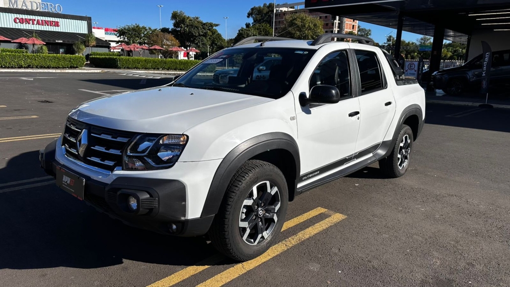 renault oroch 1.3 tce flex outsider x-tronic 4p automatico 2023 renault oroch 1.3 tce flex outsider x-tronic 4p automatico 2023