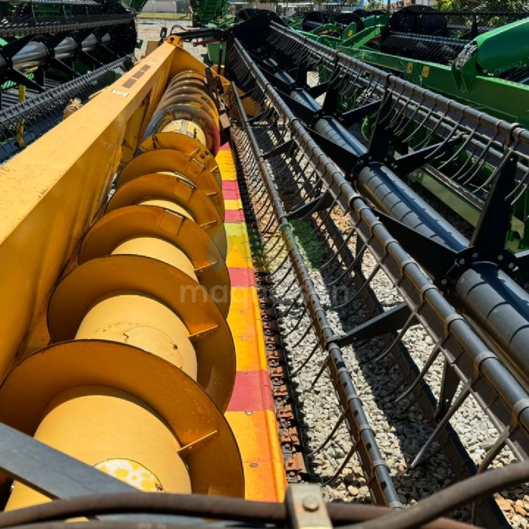 colheitadeira new holland  cr 60807