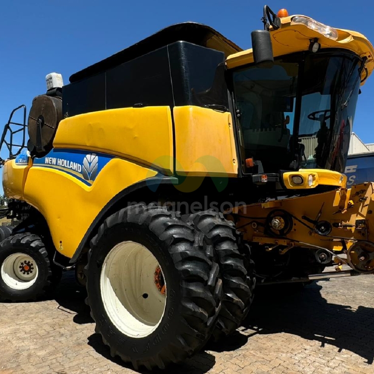 colheitadeira new holland  cr 6080