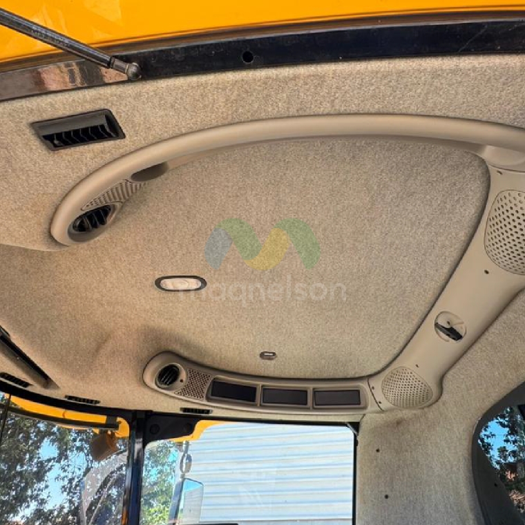 colheitadeira new holland  cr 60803