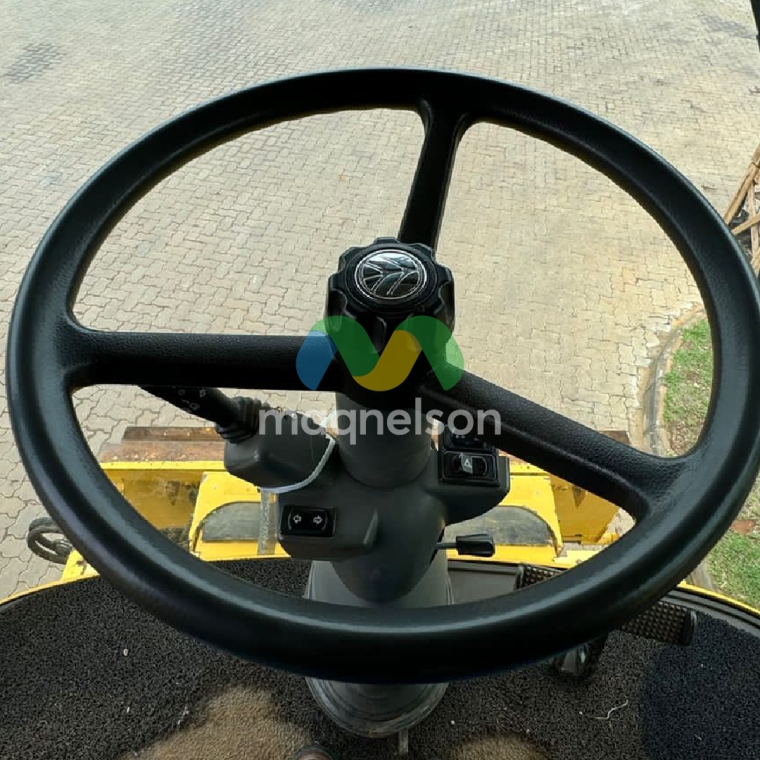 colheitadeira  new holland cr906014