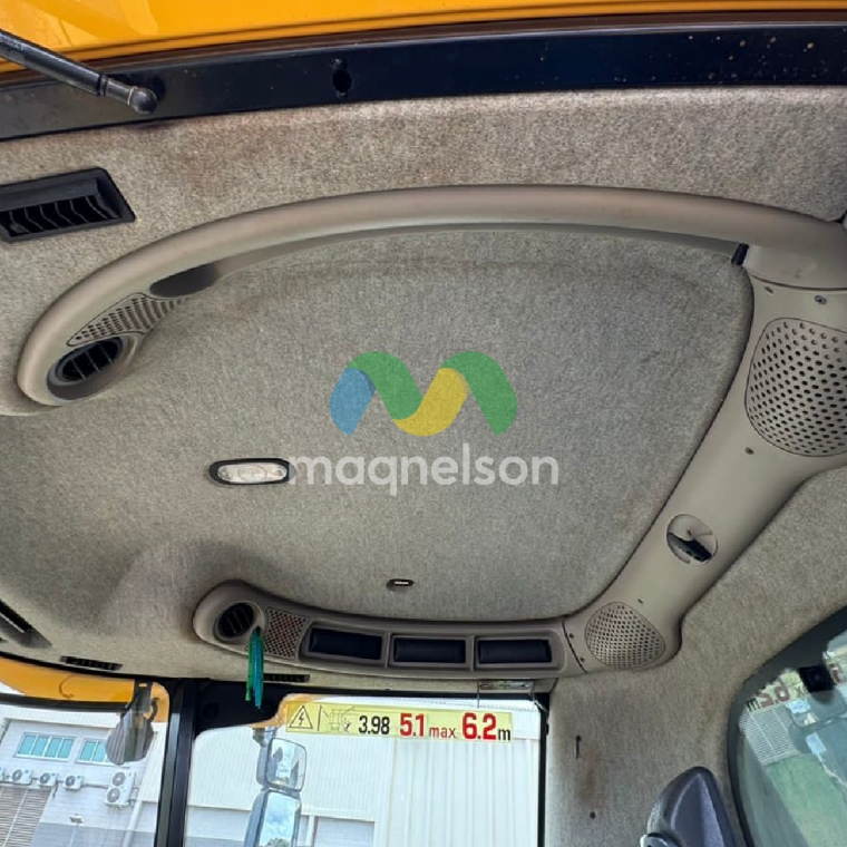 colheitadeira  new holland cr906015