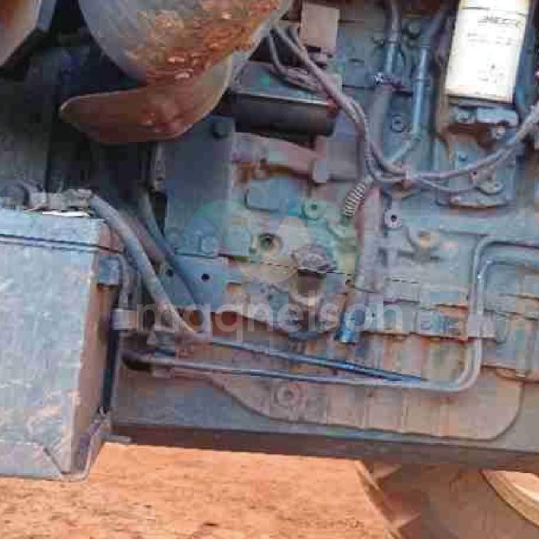 case trator farmall 110 2015 hibrido 1p semiautomatico