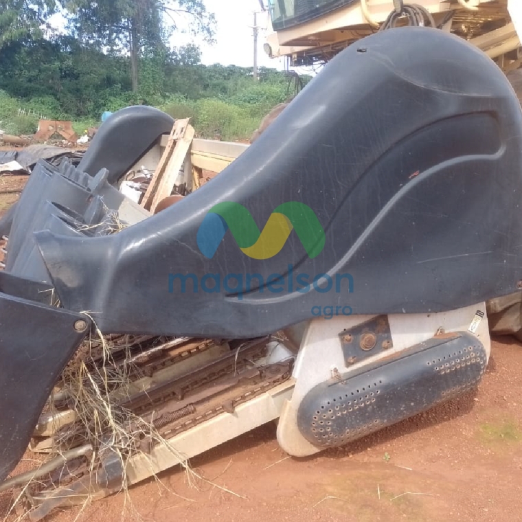 new holland colheitadeira tc 59 2004 hibrido 1p semiautomatico
