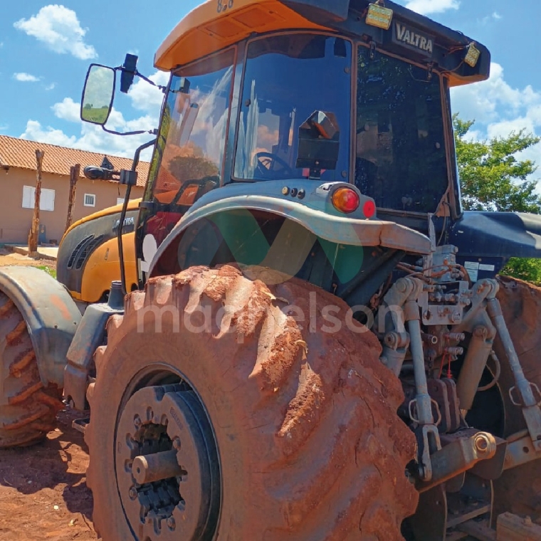 valtra trator bt 210 2013 hibrido 1p semiautomatico