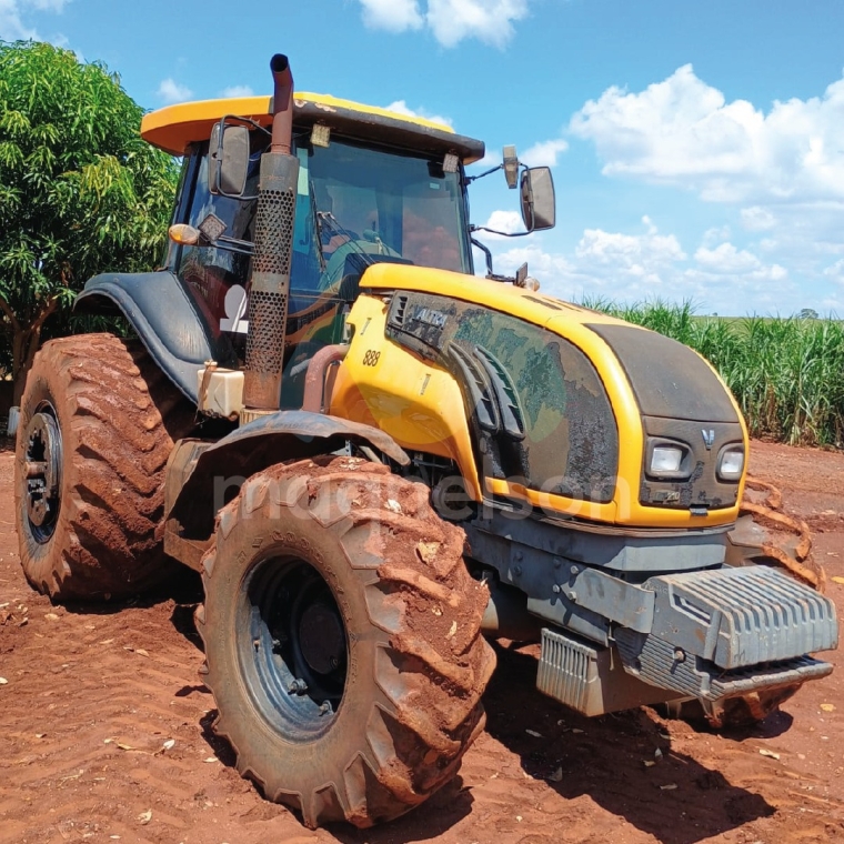 valtra trator bt 210 2013 hibrido 1p semiautomatico valtra trator bt 210 2013 hibrido 1p semiautomatico