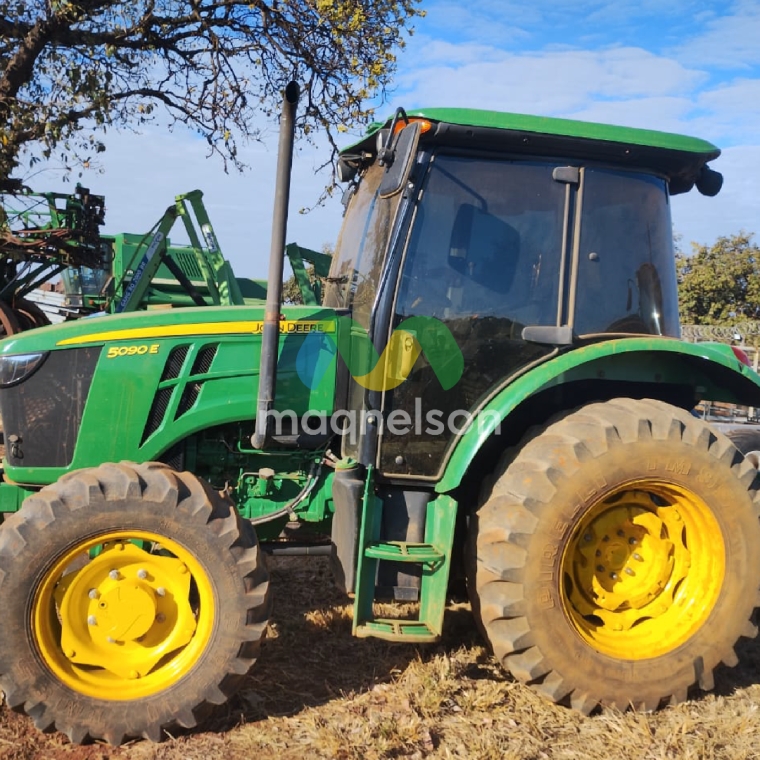 john deere trator 5090e 2021 diesel 1p semiautomatico john deere trator 5090e 2021 diesel 1p semiautomatico