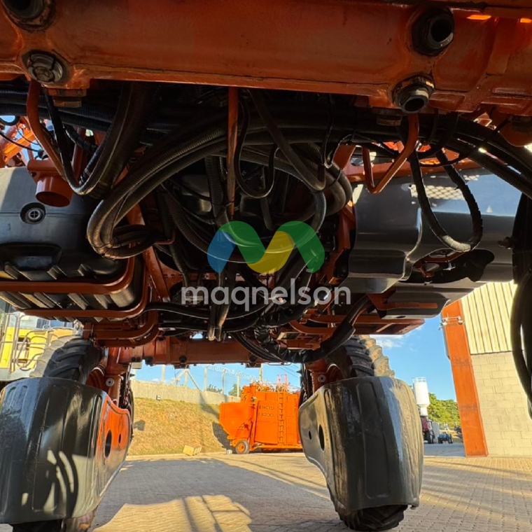 jacto pulverizador uniport 3030 2013 diesel 1p semiautomatico