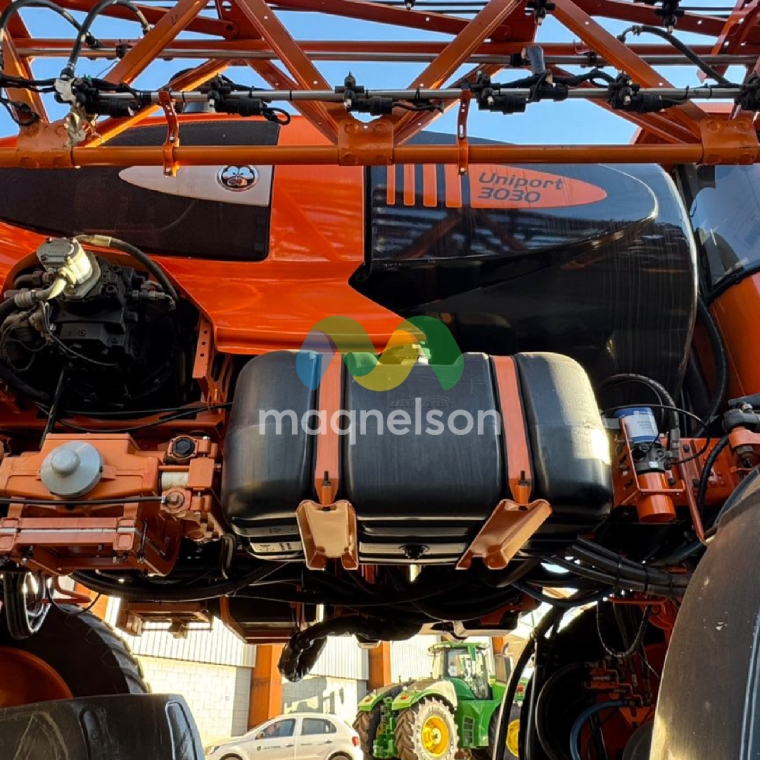 jacto pulverizador uniport 3030 2013 diesel 1p semiautomatico