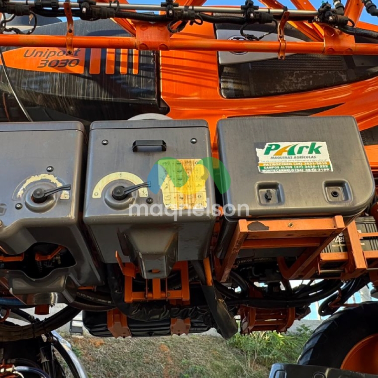 jacto pulverizador uniport 3030 2013 diesel 1p semiautomatico
