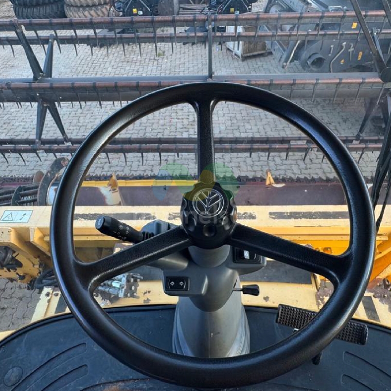 new holland colheitadeira cr 9060 2011 diesel 1p semiautomatico22