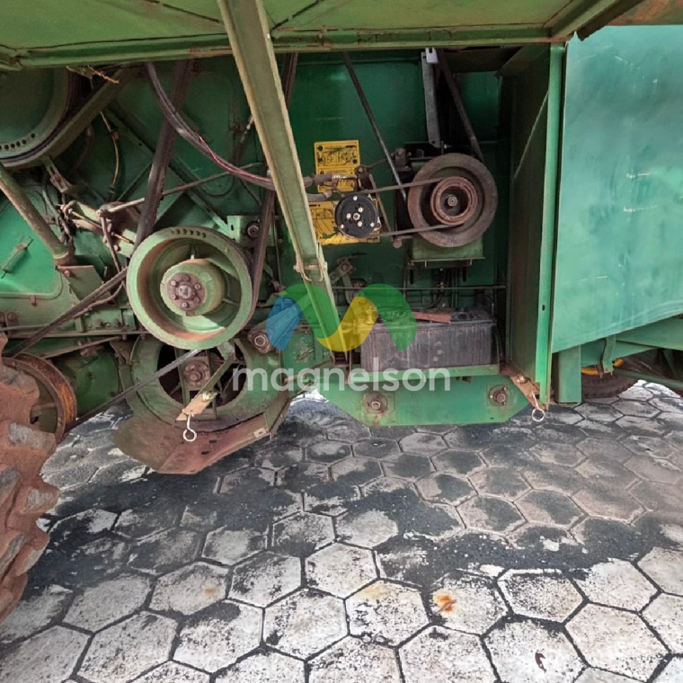 john deere colheitadeira 7200 1992 diesel 1p semiautomatico8