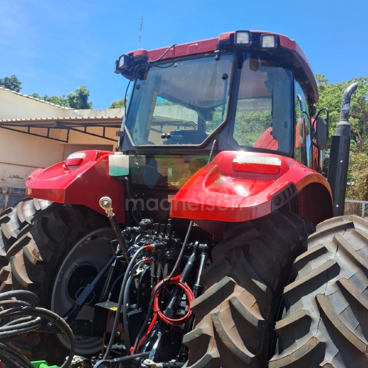 case trator farmall 110 2024 diesel 1p semiautomatico3