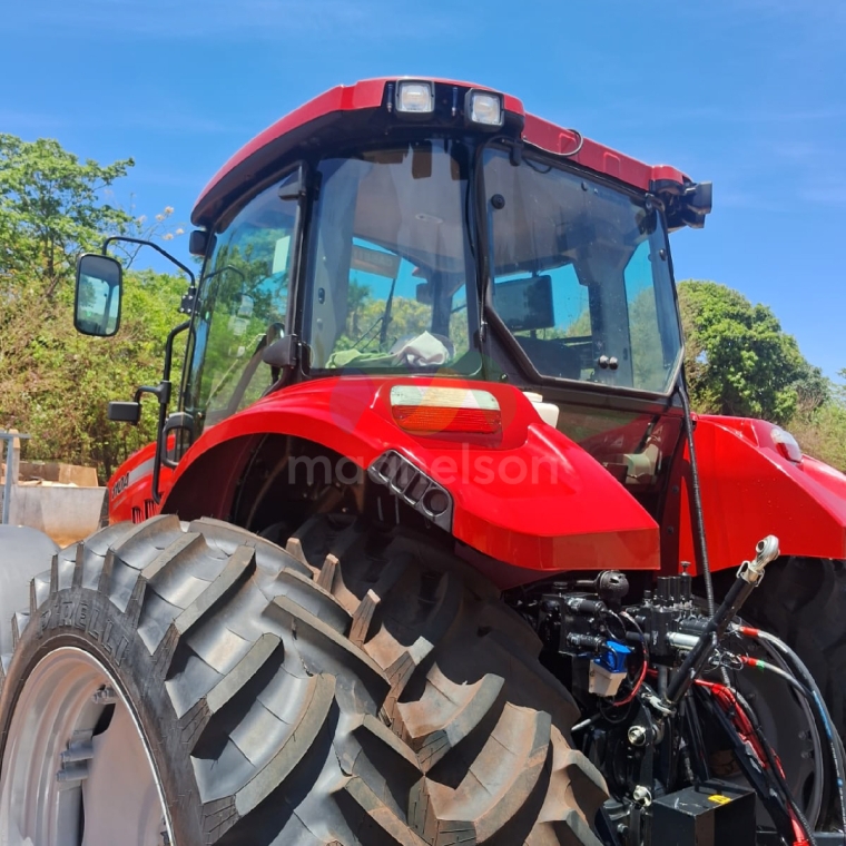 case trator farmall 110 2024 diesel 1p semiautomatico11