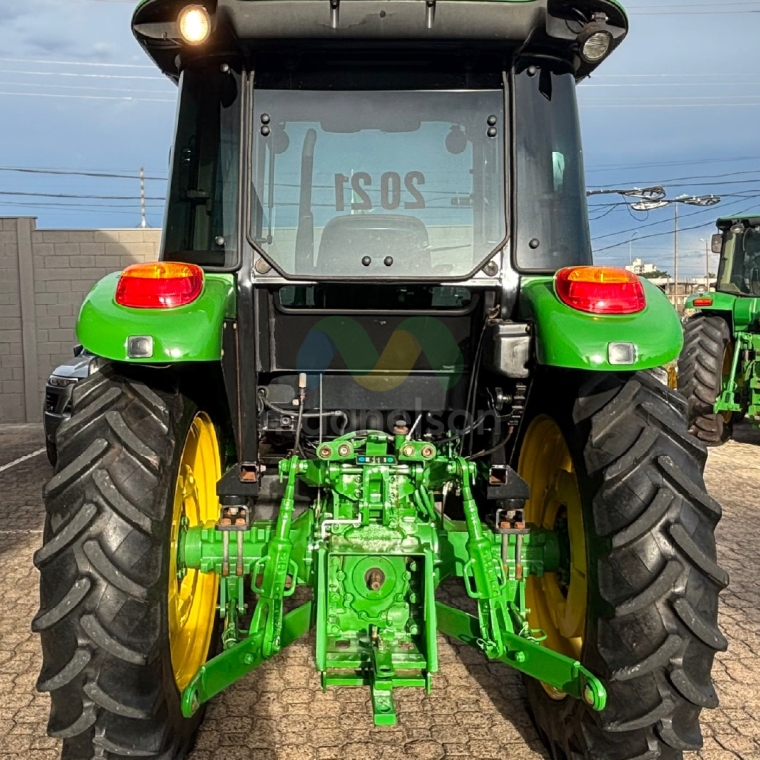 john deere trator 5080e  2021 diesel 1p semiautomatico3
