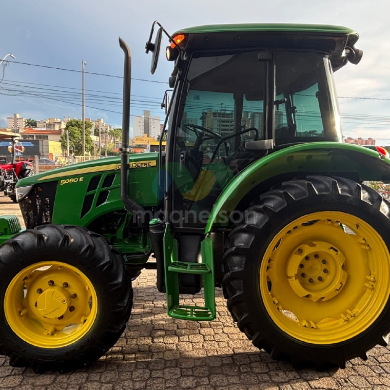 john deere trator 5080e  2021 diesel 1p semiautomatico2