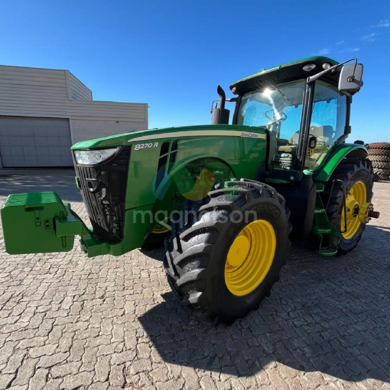 john deere trator 8270r  2018 diesel 1p semiautomatico3