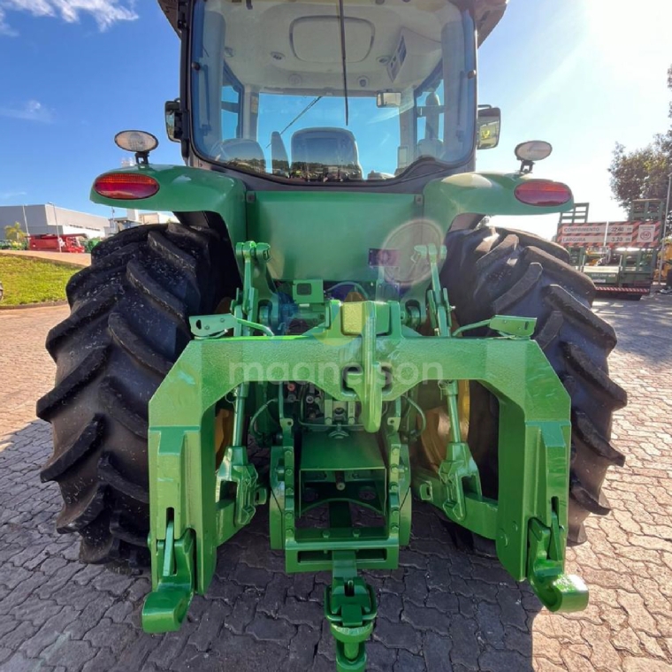 john deere trator 8270r  2018 diesel 1p semiautomatico2