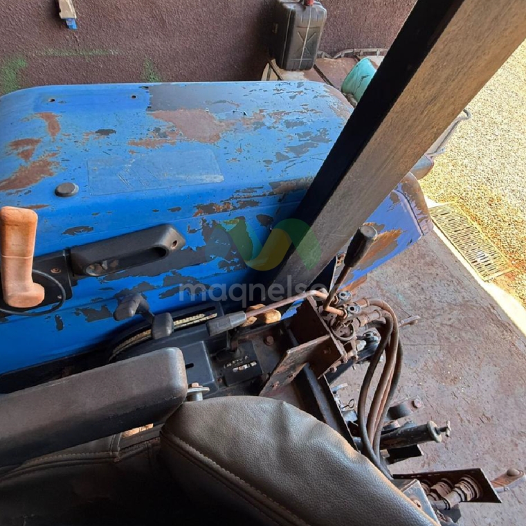 new holland trator hollad tl 75 2005 diesel 1p manual6