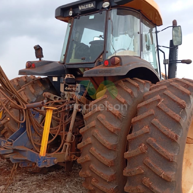 valtra trator bt 210 2013 diesel 1p semiautomatico2