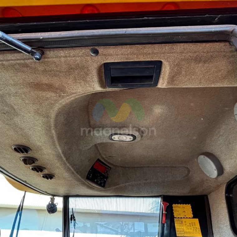 new holland colhedora nh 5070 2015 diesel 1p semiautomatico23