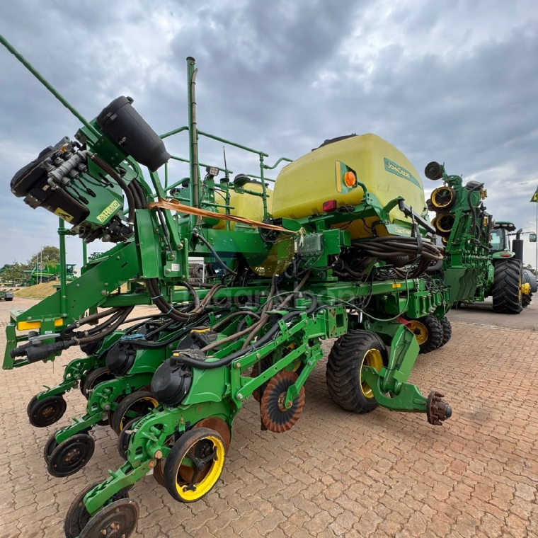 john deere plantadeira db 40 2022 diesel 1p semiautomatico1