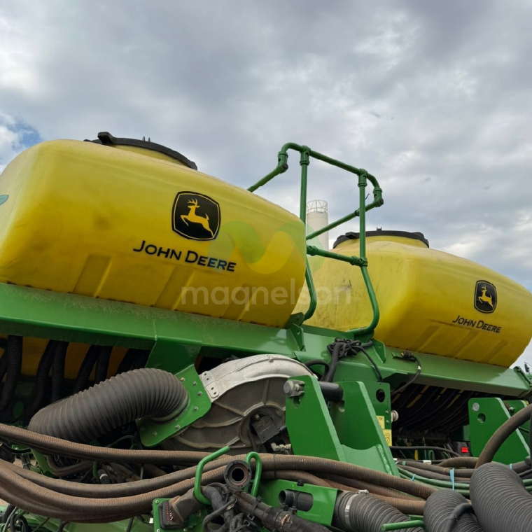 john deere plantadeira db 40 2022 diesel 1p semiautomatico7