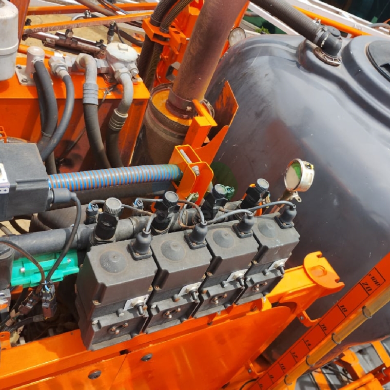 jacto pulverizador uniport 2030 2019 diesel 1p semiautomatico6