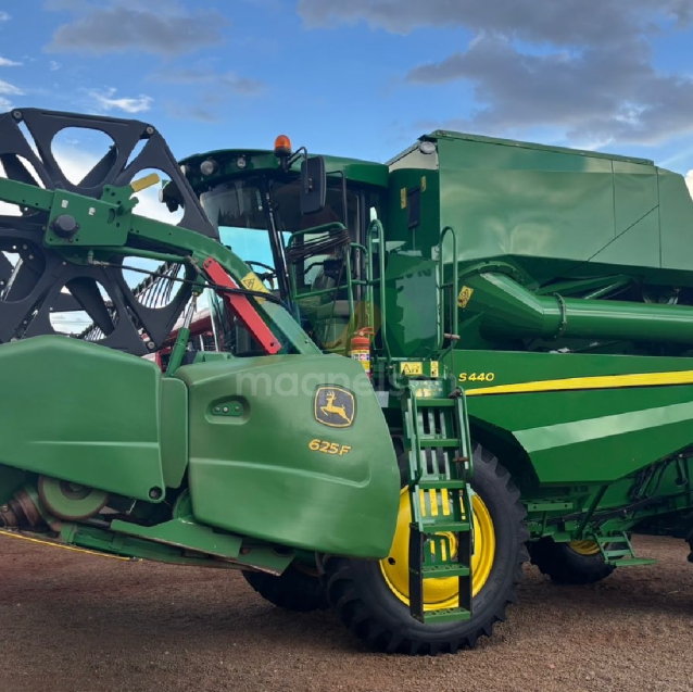 colheitadeira john deere s44013