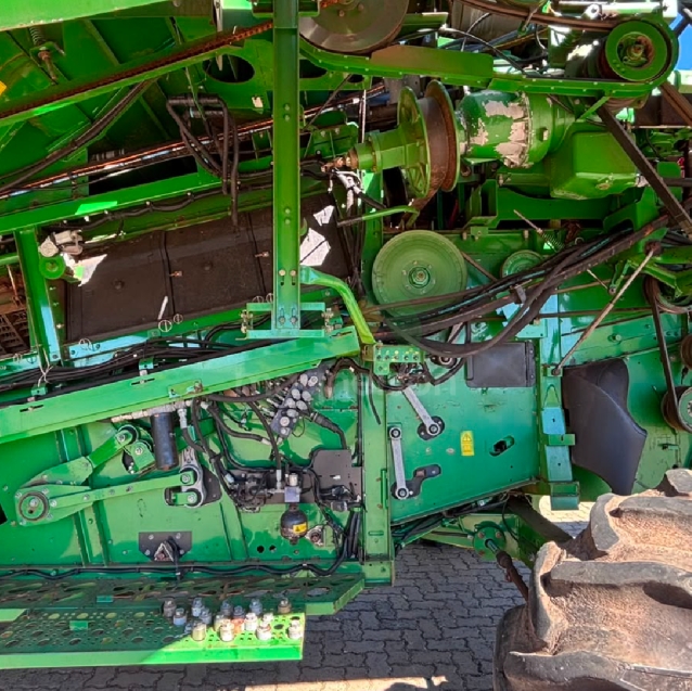 colheitadeira john deere sts 957040