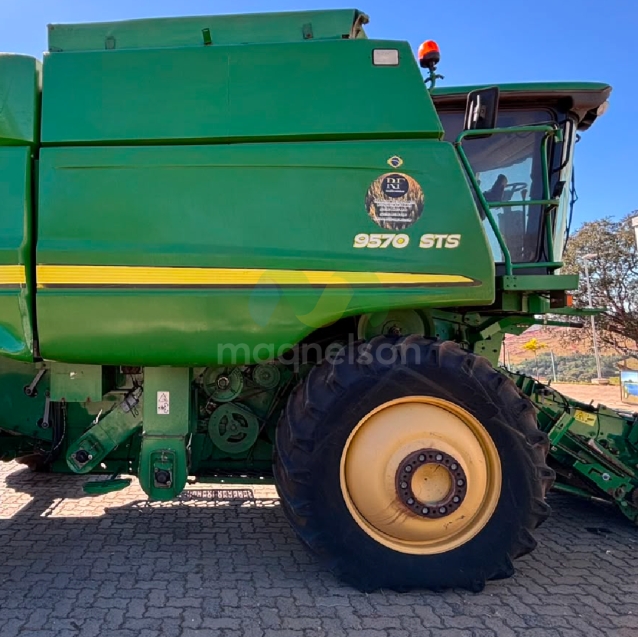 colheitadeira john deere sts 95700