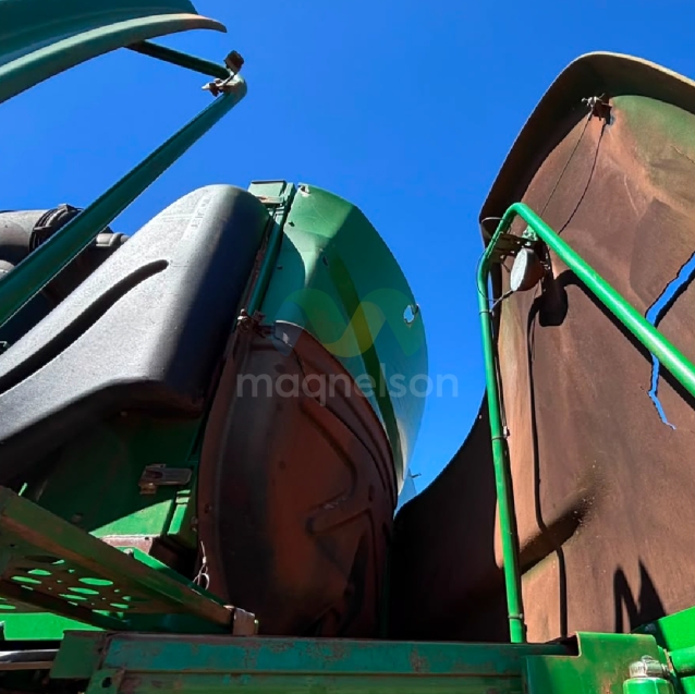 colheitadeira john deere sts 957011