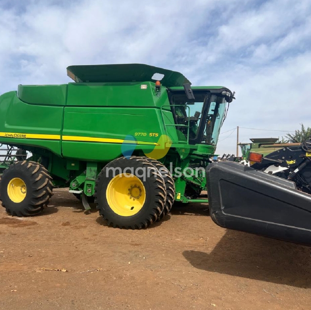 colheitadeira john deere sts 97704