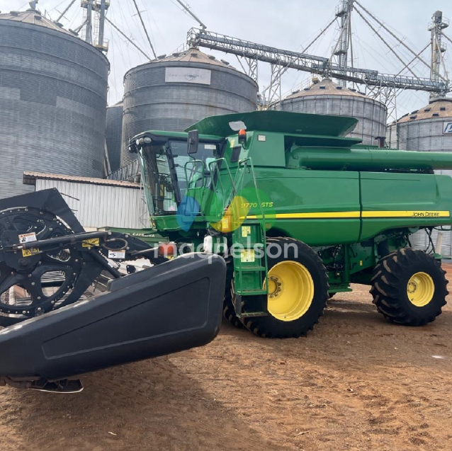 colheitadeira john deere sts 977014