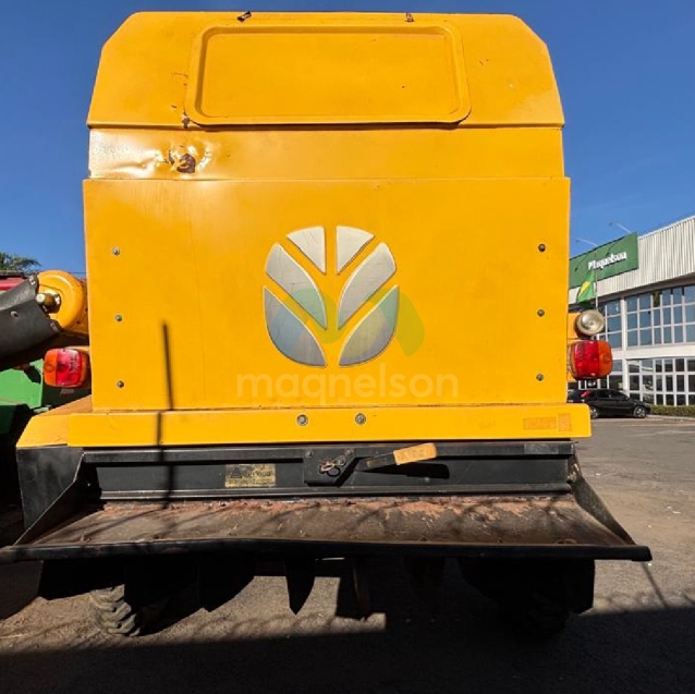 colheitadeira new holland tc 50702
