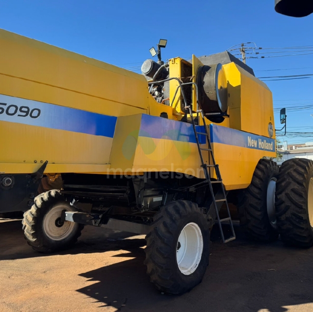 colheitadeira new holland tc 50901