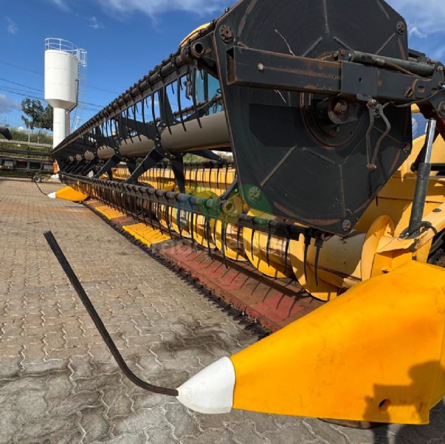 colheitadeira new holland cr 906024