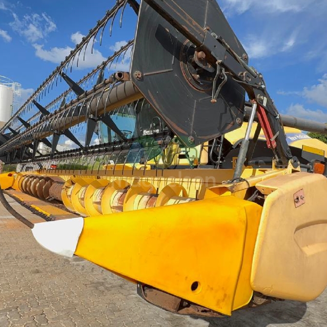 colheitadeira new holland cr 906027