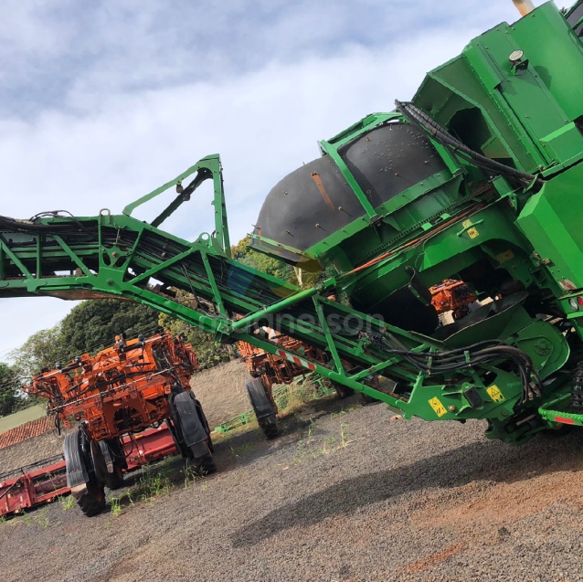colhedora de cana john deere ch 57019