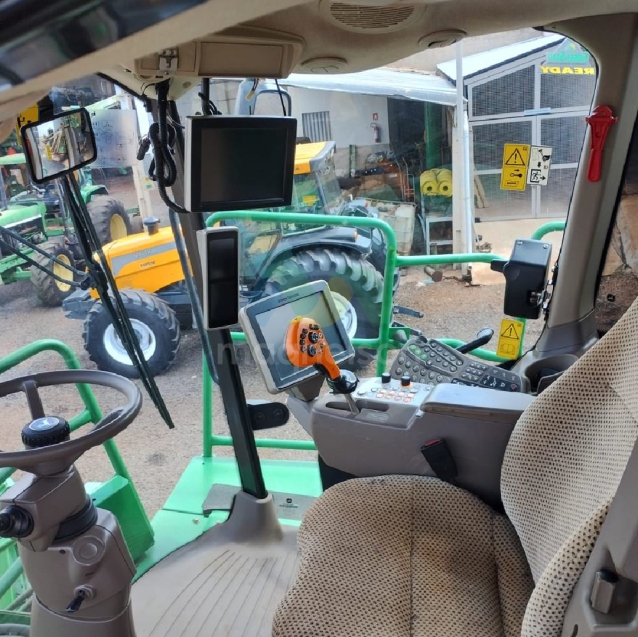 colhedora de cana john deere ch 5706